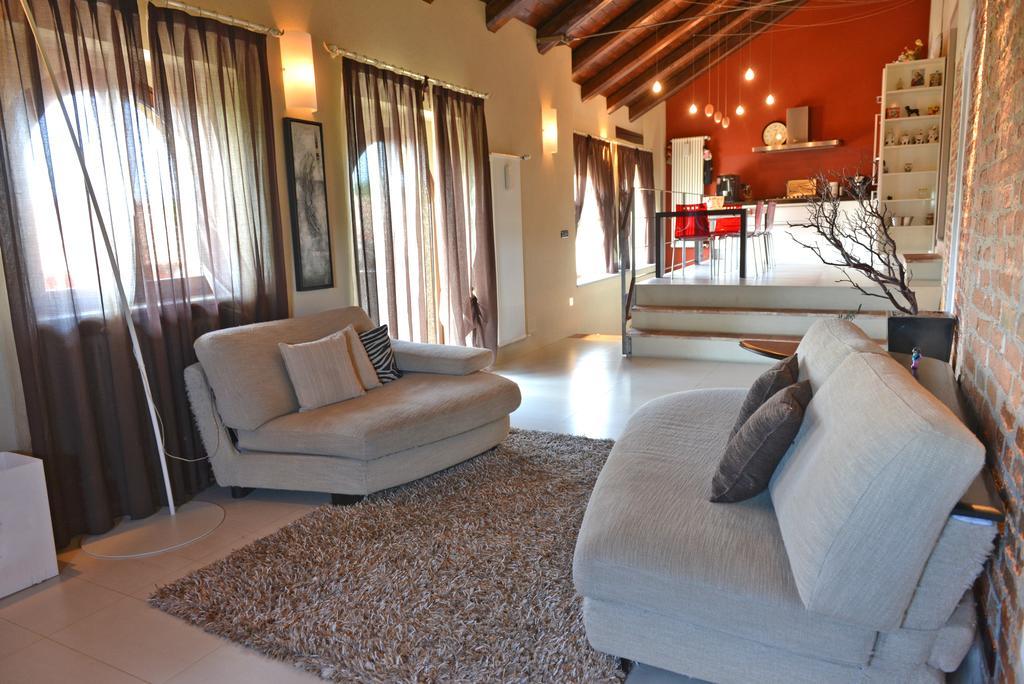 Casa Vacanze Il Brichet Mondovì Szoba fotó