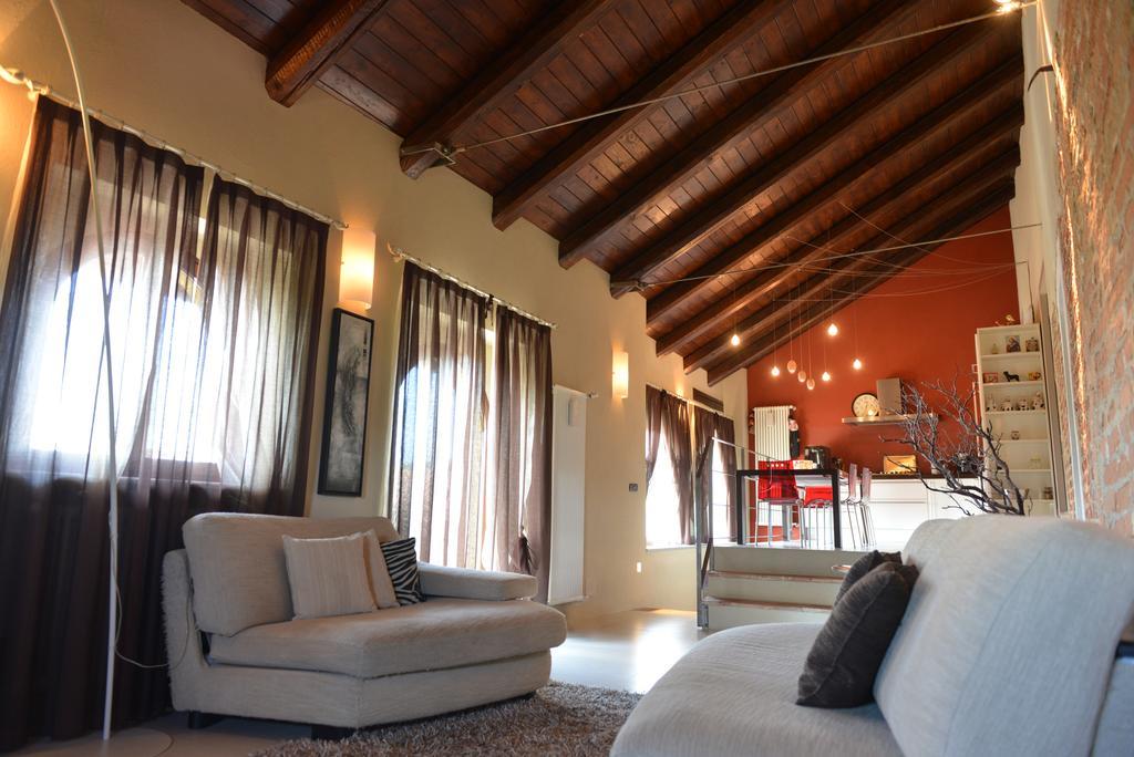 Casa Vacanze Il Brichet Mondovì Szoba fotó