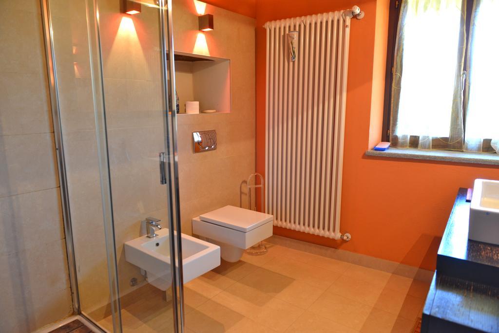 Casa Vacanze Il Brichet Mondovì Szoba fotó
